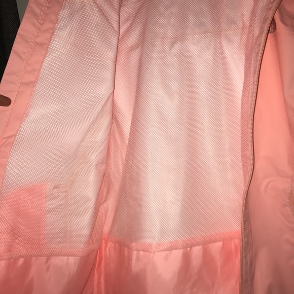 Women's Northface Resolve Plus Jacket - Picture 7 of 8